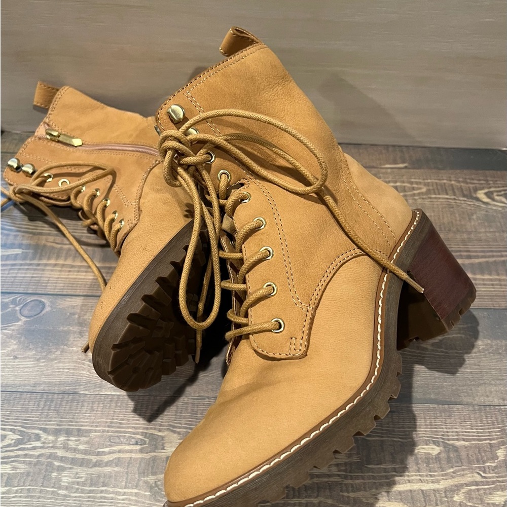 Women’s boots